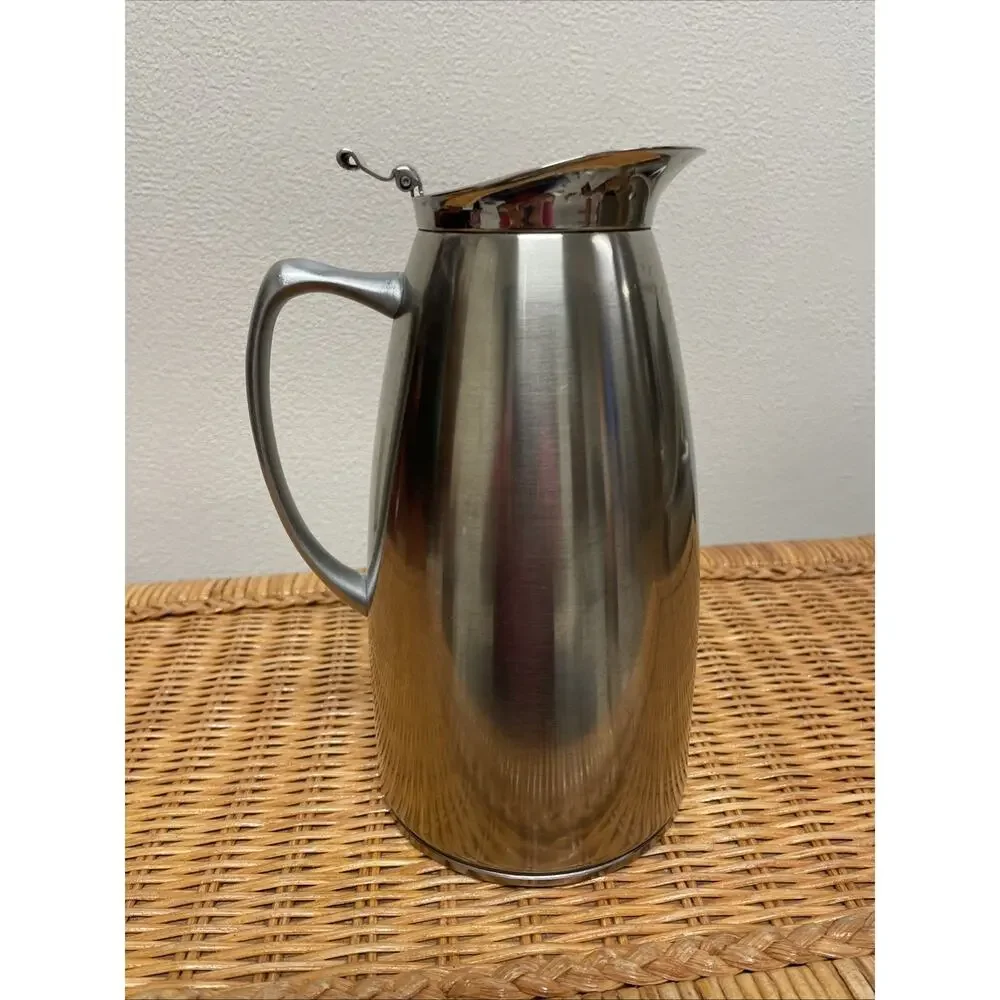 Collectors Camel Brand Stainless Steel No. 923115 Double Walled Carafe